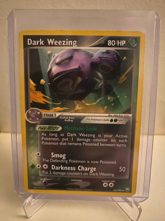Pokemon kort EX Team Rocket Returns - Dark Weezing (42/109) - Pokedexet