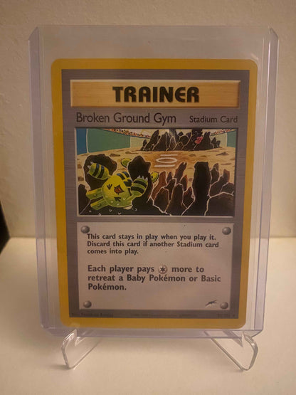 Pokemon kort Neo Destiny - Broken Ground Gym (92/105) - Pokedexet