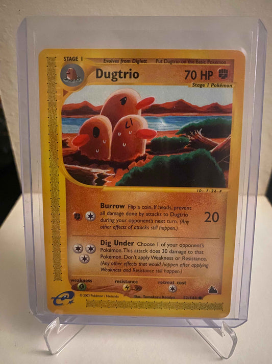 Pokemon kort Skyridge - Dugtrio (52/144) - Pokedexet