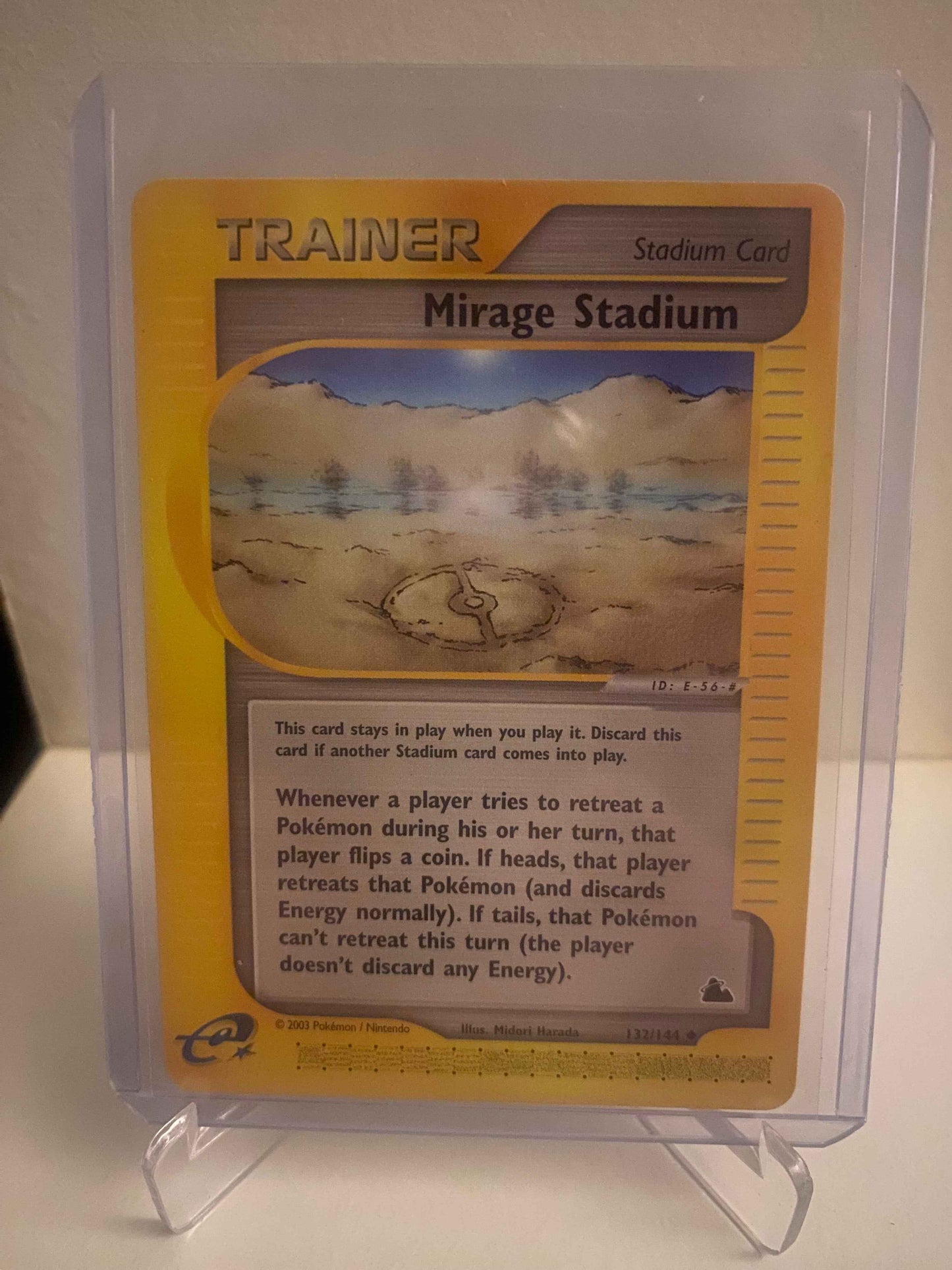 Pokemon kort Skyridge - Mirage Stadium (132/144) - Pokedexet