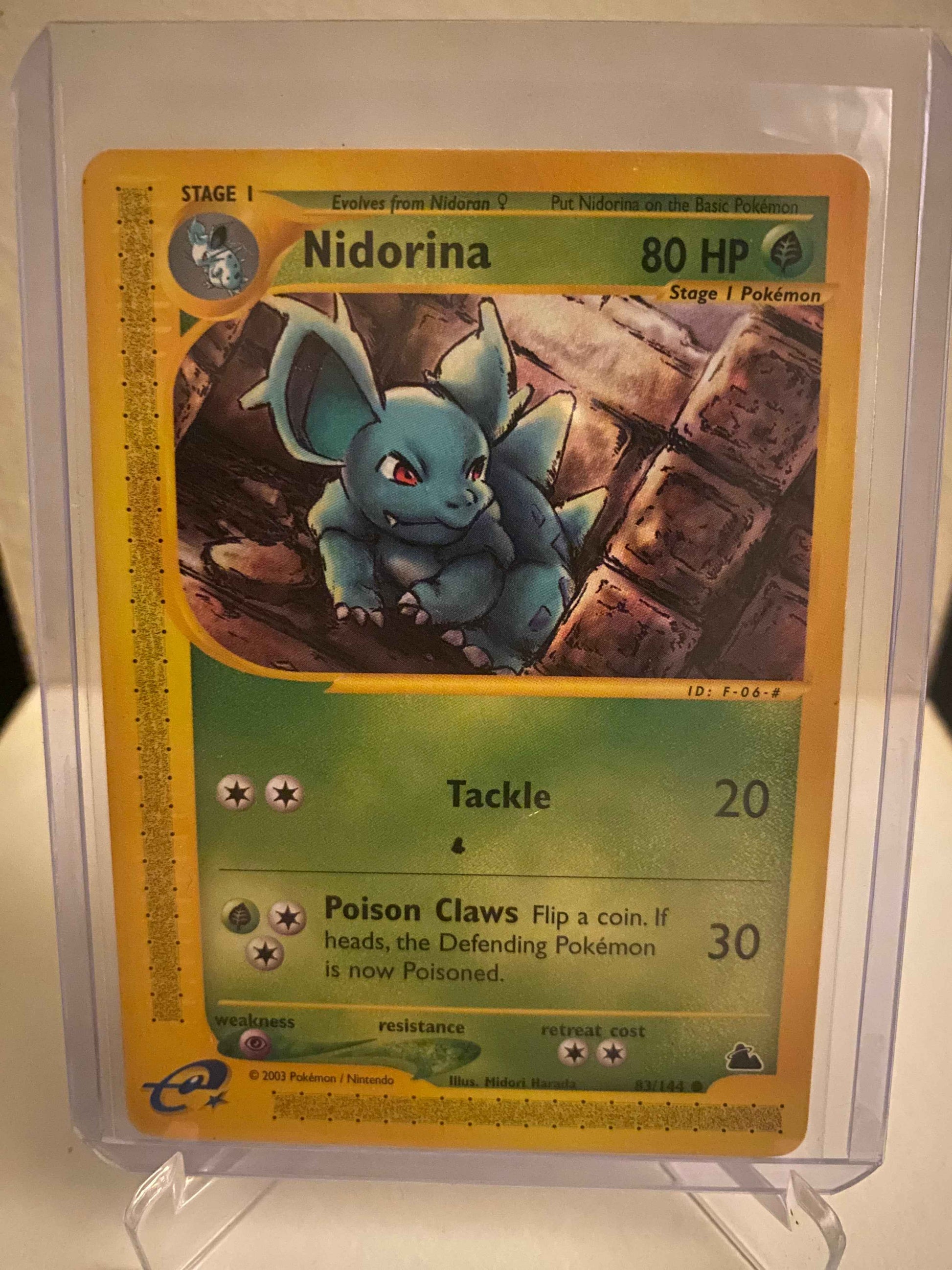Pokemon kort Skyridge - Nidorina (83/144) - Pokedexet
