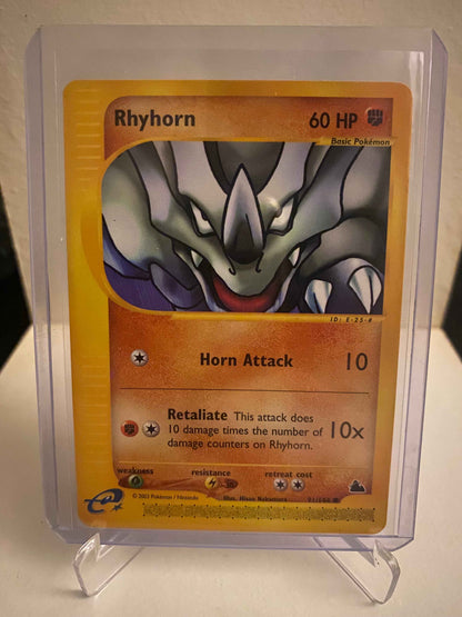 Pokemon kort Skyridge - Rhyhorn (91/144) - Pokedexet
