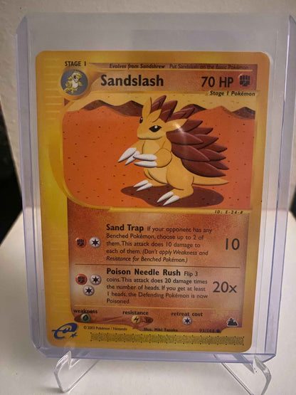 Pokemon kort Skyridge - Sandslash (93/144) - Pokedexet