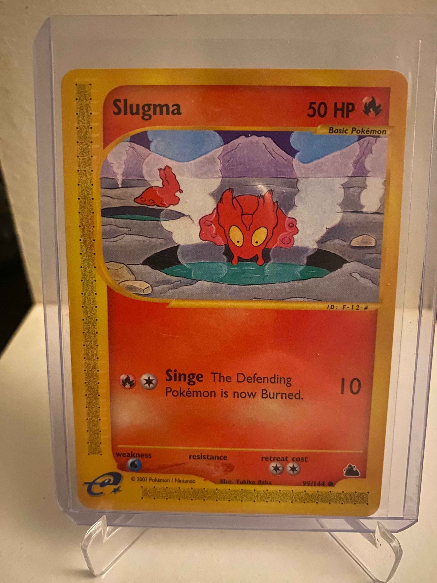 Pokemon kort Skyridge - Slugma (99/144) - Pokedexet