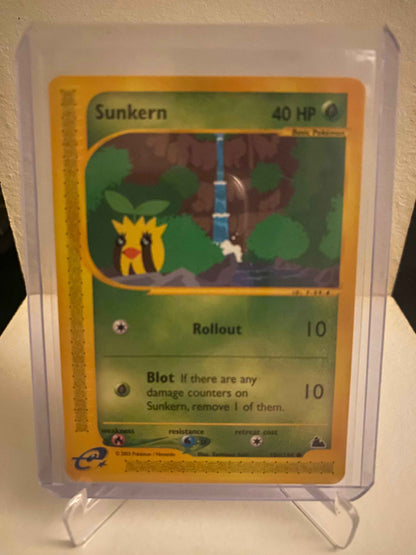 Pokemon kort Skyridge - Sunkern (106/144) - Pokedexet