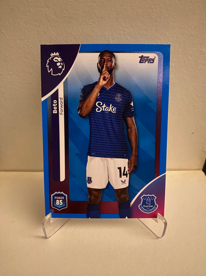 Fodbold kort Topps Premier League 2025/2026 - Blue Parallel Beto - Pokedexet