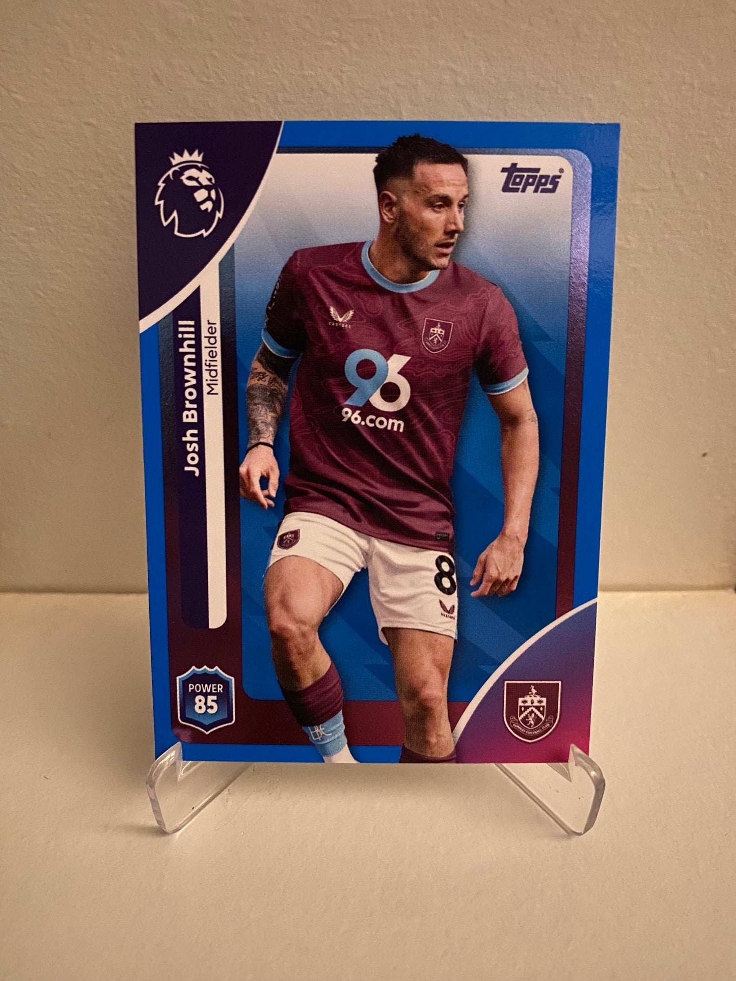 Fodbold kort Topps Premier League 2025/2026 - Blue Parallel Josh Brownhill - Pokedexet