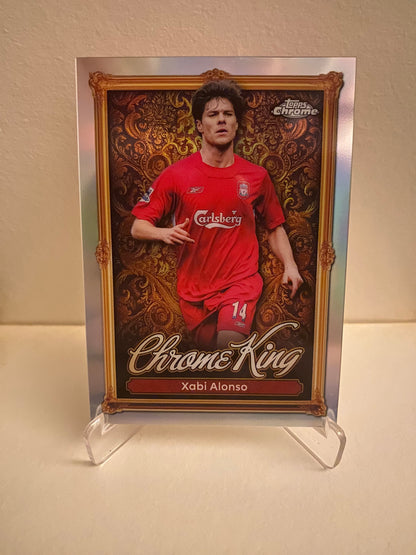 Fodbold kort Topps Premier League 2025/2026 - Chrome King Xabi Alonso - Pokedexet