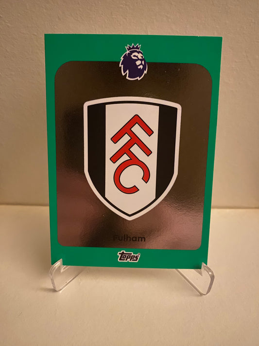 Fodbold kort Topps Premier League 2025/2026 - Green Parallel Team Badge Fulham - Pokedexet