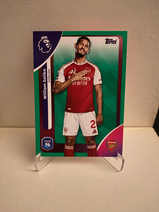 Fodbold kort Topps Premier League 2025/2026 - Green Parallel William Saliba - Pokedexet