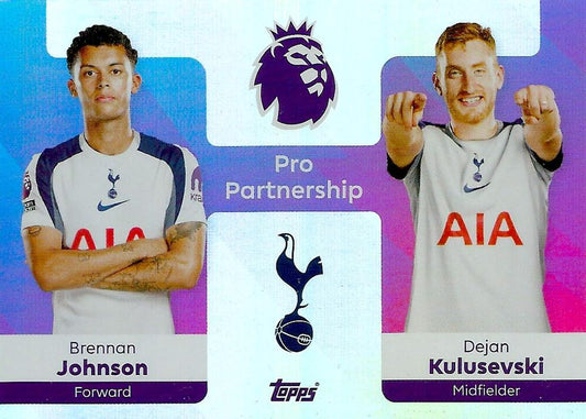Fodbold kort Topps Premier League 2025/2026 - Pro Partnership Brennan Johnson/Dejan Kulusevski - Pokedexet