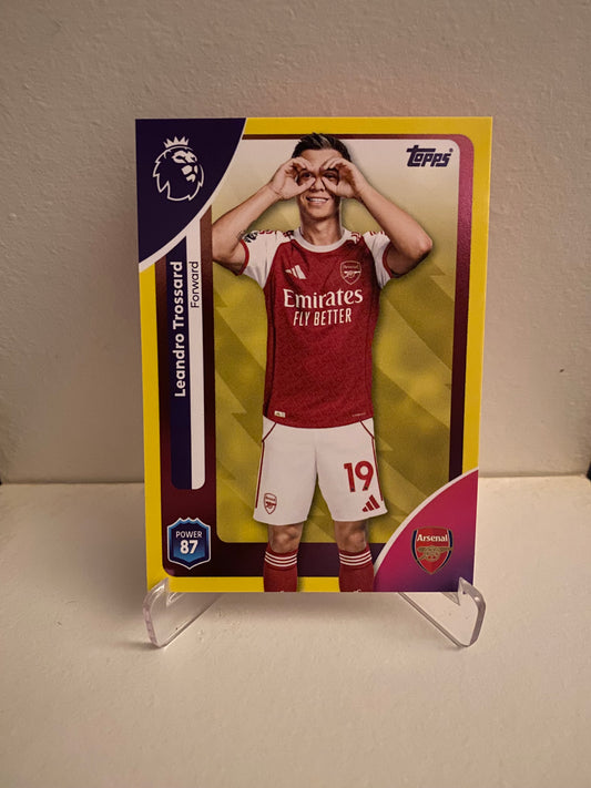 Topps Premier League 2025/2026 Yellow Parallel Leandro Trossard