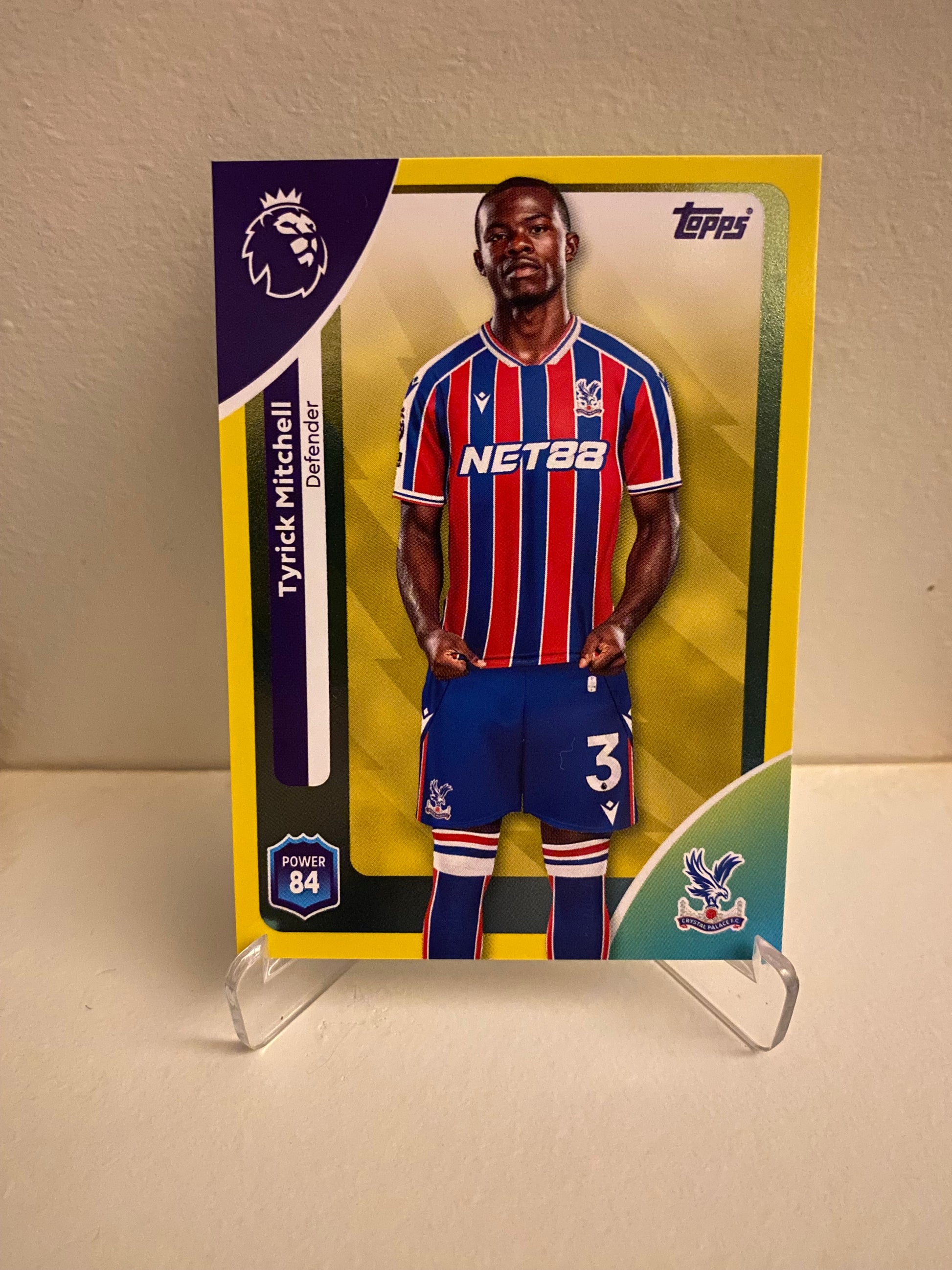 Fodbold kort Topps Premier League 2025/2026 - Yellow Parallel Tyrick Mitchell - Pokedexet